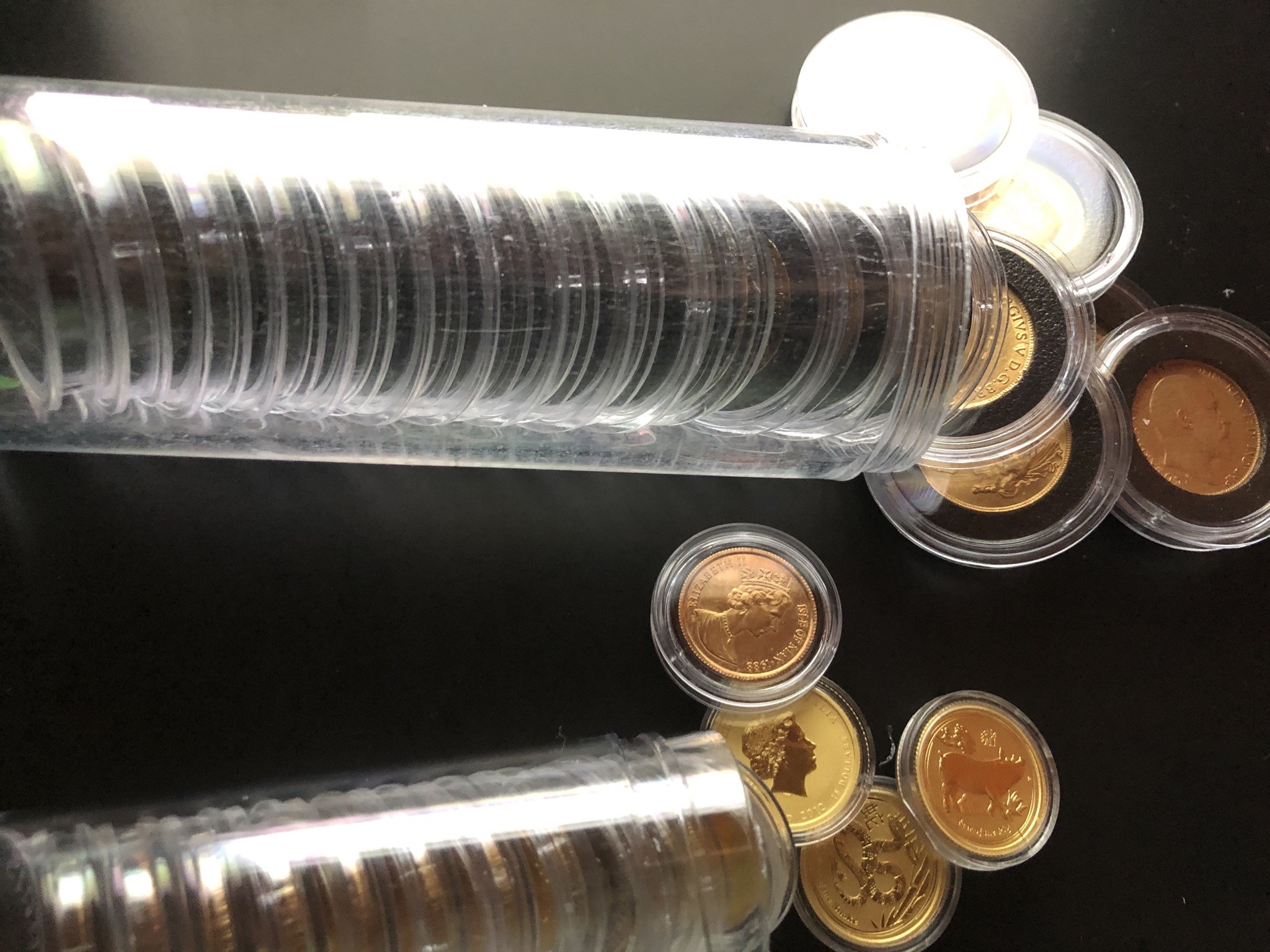 راهنمای نحوه صحیح نگهداری از سکه های طلا طلاسی